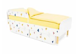 Кровать Stumpa Классика с бортиком и ящиками Треугольники желтый, синий, розовый
